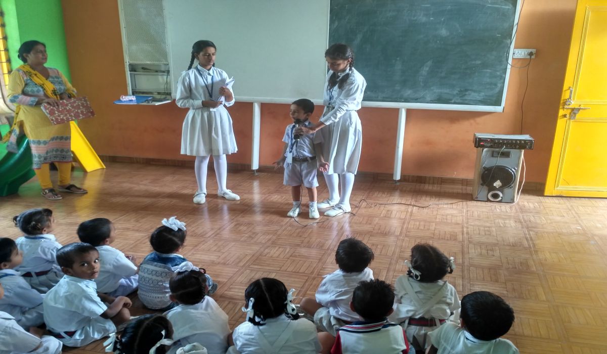 Photo Gallery Developed By Sanjivani Solutions