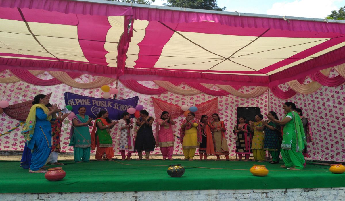 Photo Gallery Developed By Sanjivani Solutions