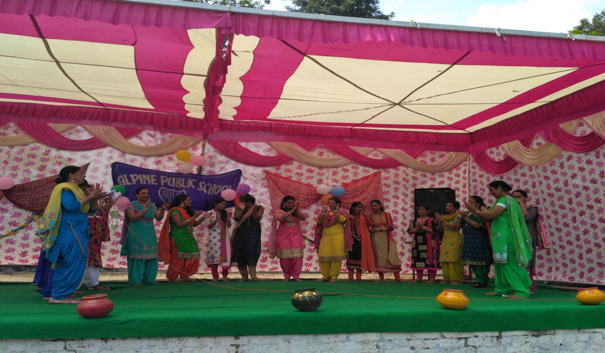 Photo Gallery Developed By Sanjivani Solutions