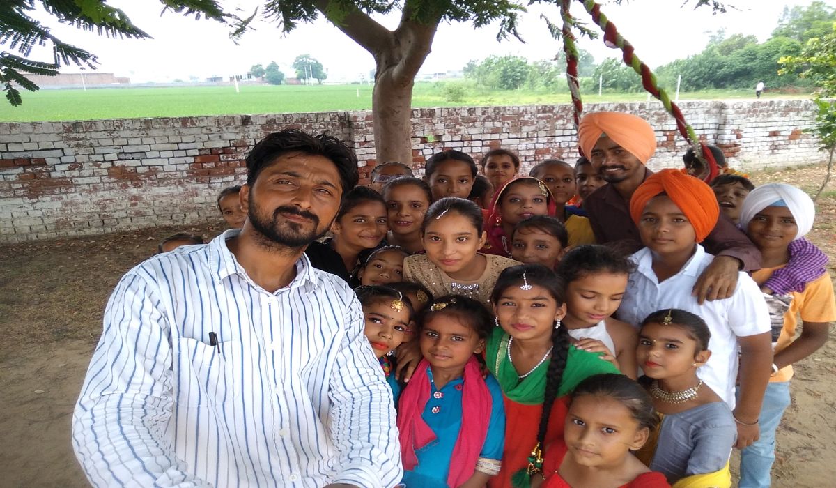 Photo Gallery Developed By Sanjivani Solutions