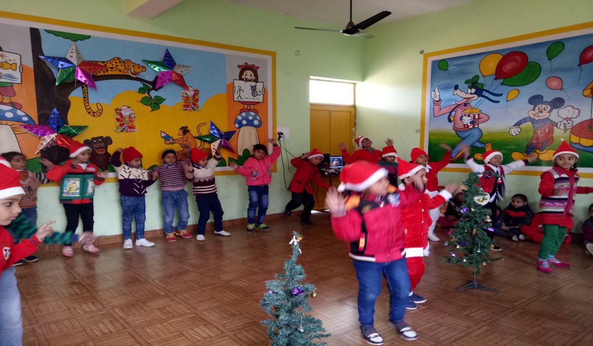 Photo Gallery Developed By Sanjivani Solutions