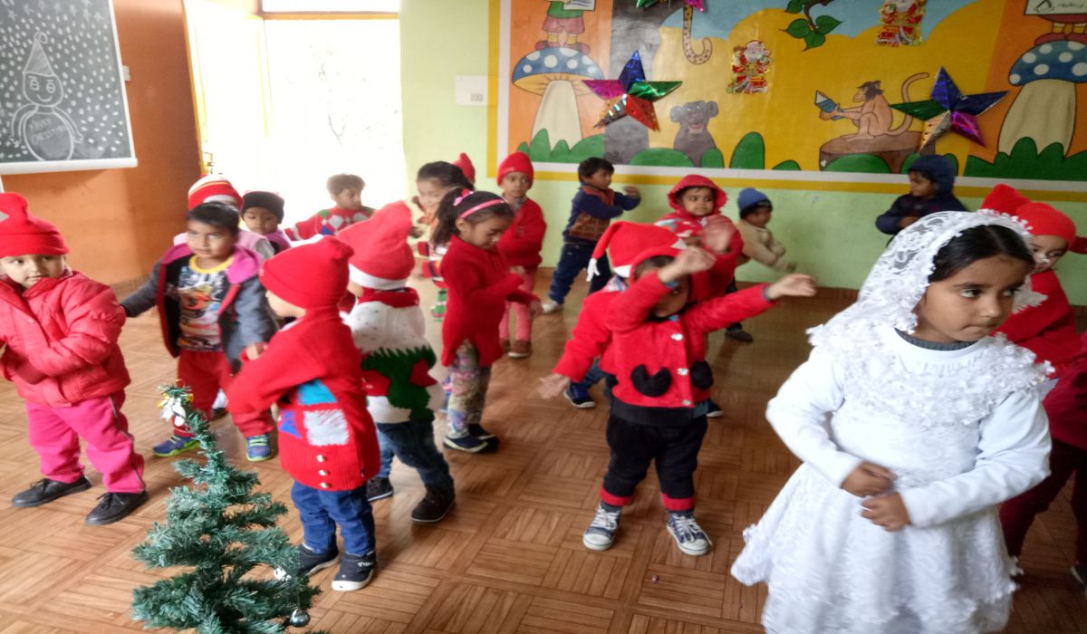 Photo Gallery Developed By Sanjivani Solutions