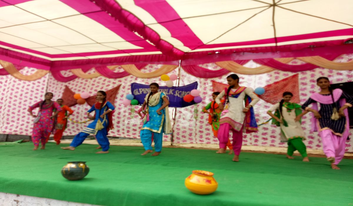 Photo Gallery Developed By Sanjivani Solutions