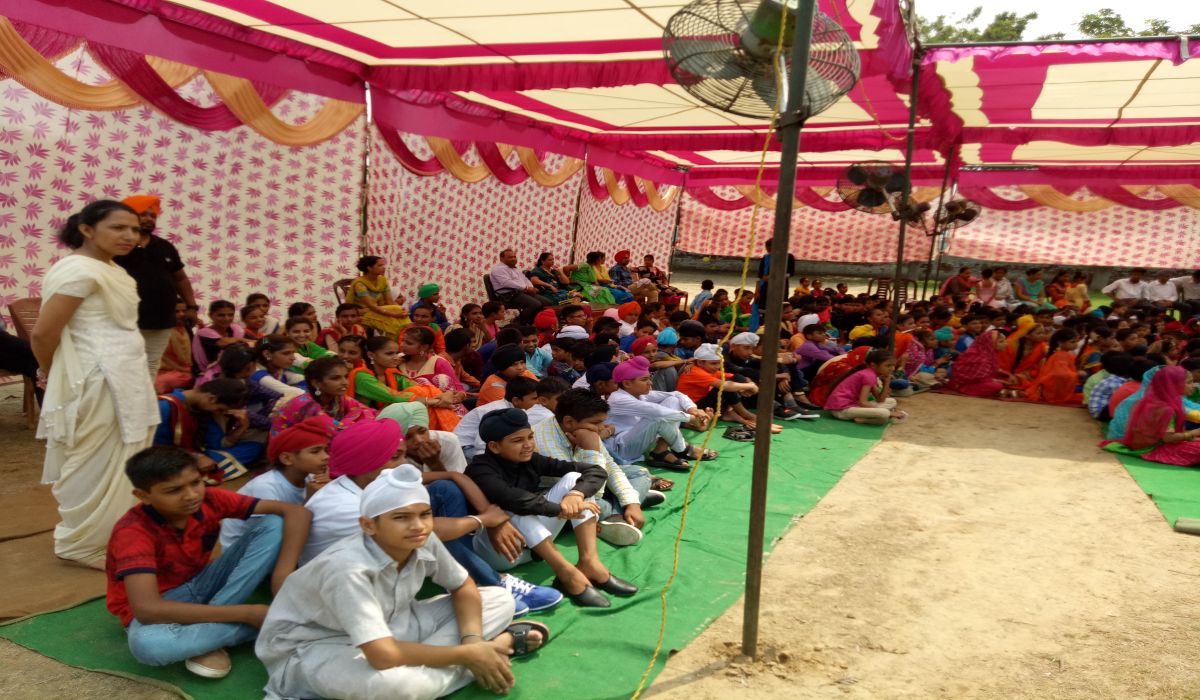 Photo Gallery Developed By Sanjivani Solutions