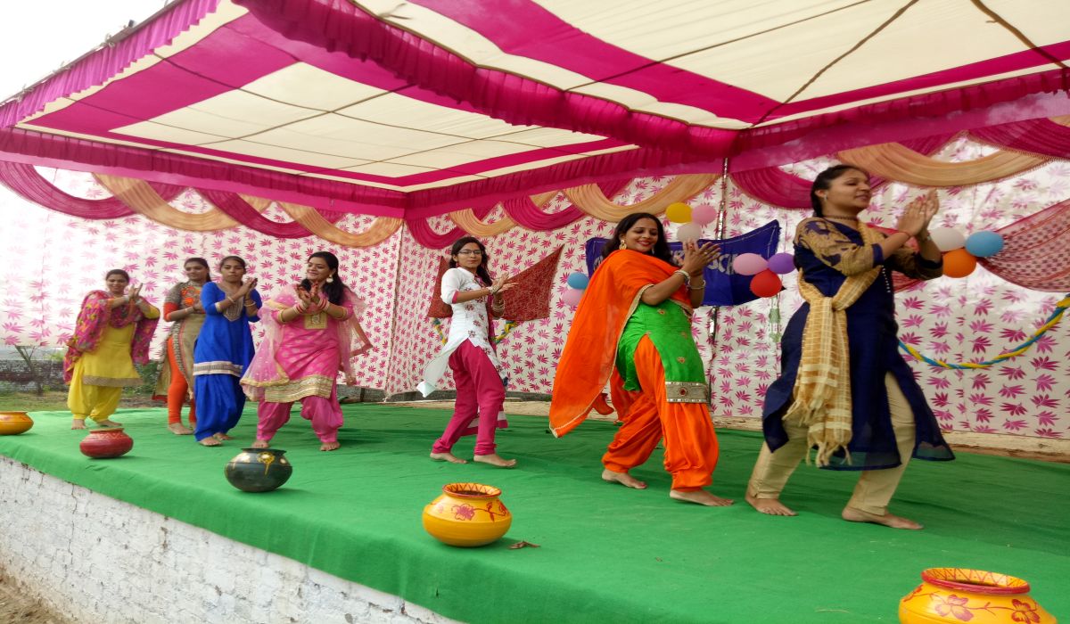 Photo Gallery Developed By Sanjivani Solutions